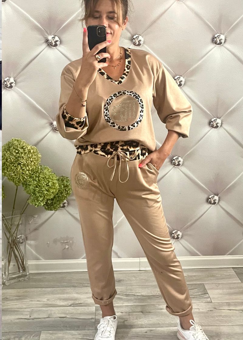 DRES Z ELEMENTAMI PANTERKI